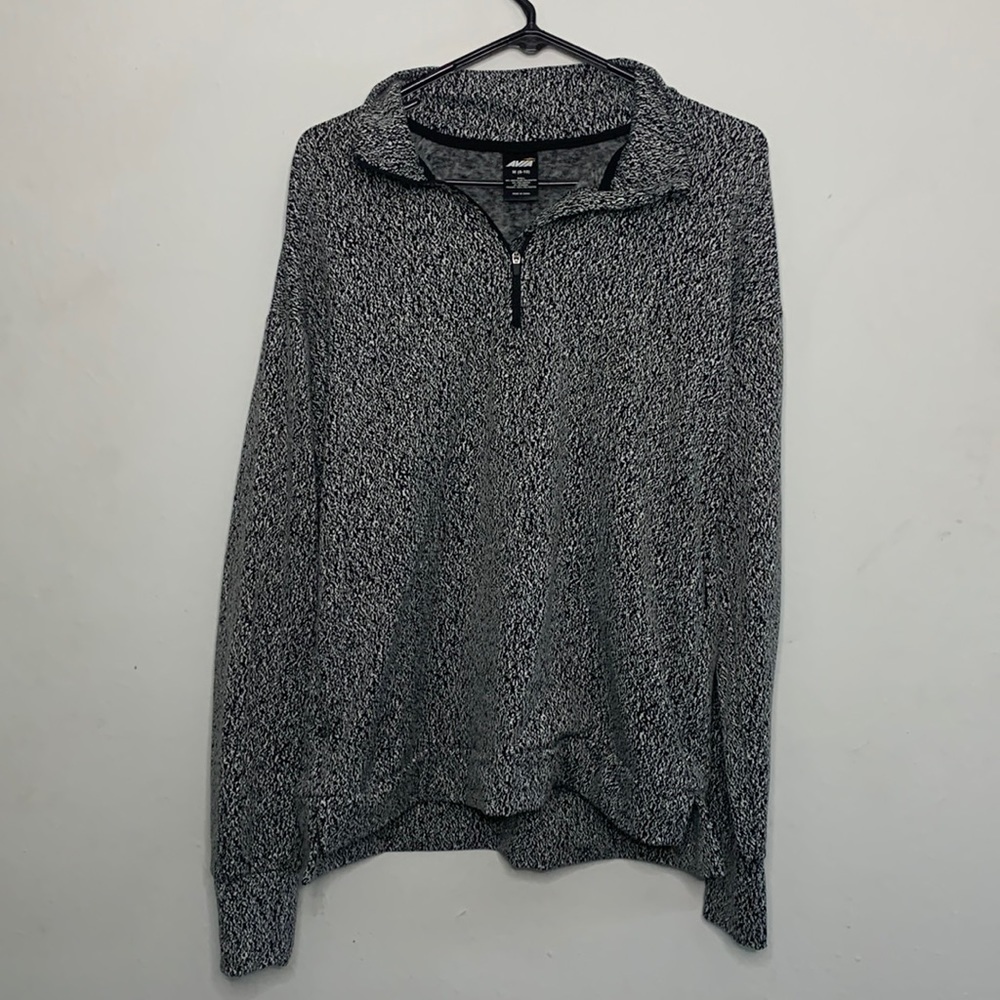 Womens Avia Pullover with Zip, Size Medium 8-10, Black/White